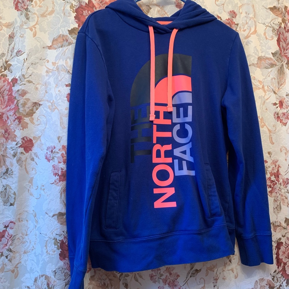 The North Face Trivet pullover.